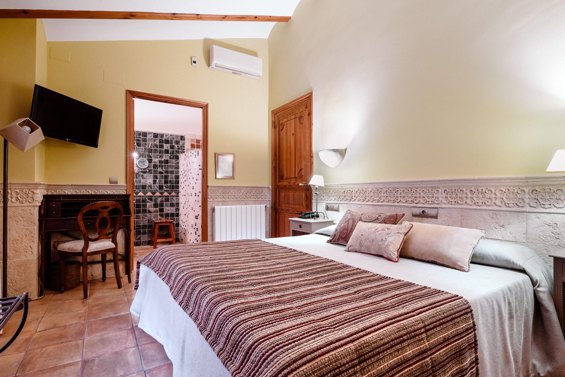 MINI SUITE IV